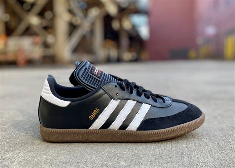 harga adidas samba classic original|Adidas originals samba classic.